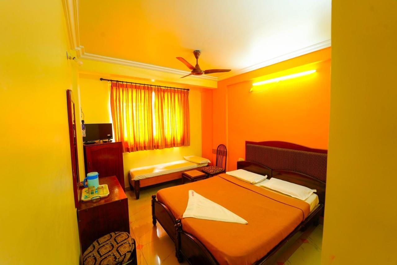 Amogha Residency Hotel Mysore Exterior photo