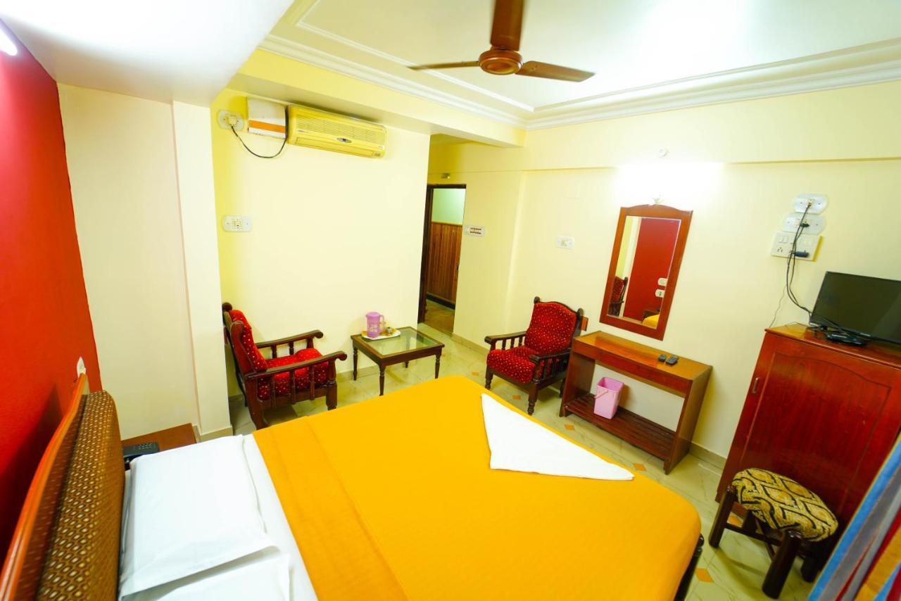 Amogha Residency Hotel Mysore Exterior photo