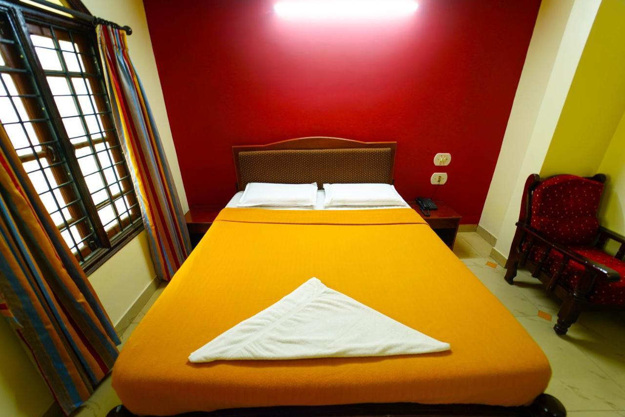 Amogha Residency Hotel Mysore Exterior photo